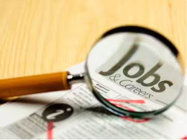 ਚੋਣ ਪ੍ਰਕਿਰਿਆ: ਉਮੀਦਵਾਰਾਂ ਦੀ ਚੋਣ ਸੀਬੀਟੀ/ਇੰਟਰਵਿਊ ਦੇ ਆਧਾਰ 'ਤੇ ਇਨ੍ਹਾਂ ਅਸਾਮੀਆਂ ਲਈ ਕੀਤੀ ਜਾਵੇਗੀ।