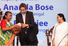 Draupadi Murmu:প্রথমবার বঙ্গ সফরে রাষ্ট্রপতি দ্রৌপদী মুর্মু , সংবর্ধনায় মুখ্যমন্ত্রী-সহ বিশিষ্টরা