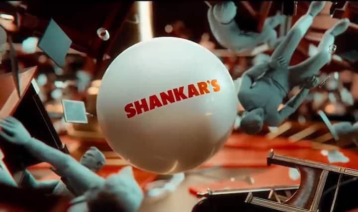 தமன் இசையமைக்கும் இப்படத்திற்கு, கேம் சேஞ்சர் என பெயரிடப்பட்டுள்ளது.