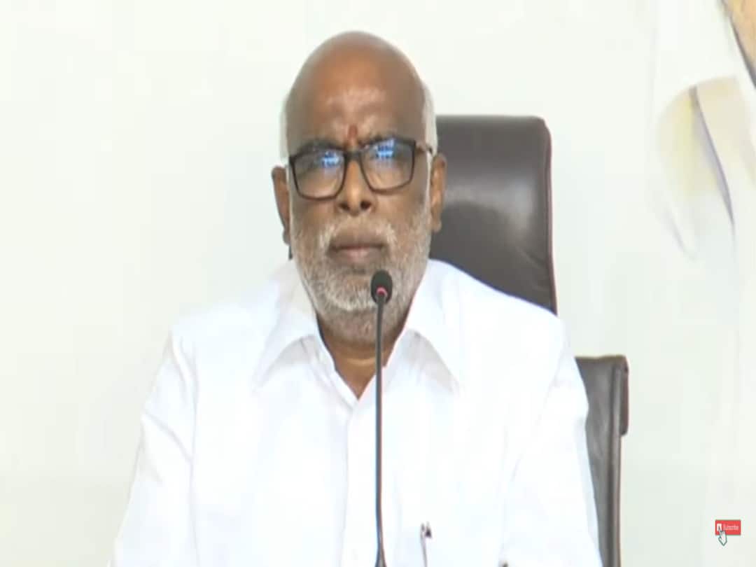 Mlc Dokka Vara Prasad : సస్పెండ్ చేయగానే టీడీపీ నినాదం, ఇంతకన్నా ఫ్రూప్ ఏంకావాలి- ఉండవల్లి శ్రీదేవికి డొక్కా కౌంటర్ Guntur Ysrcp Mlc Dokka Vara Prasad counter to suspended mla Undavalli Sridevi DNN Mlc Dokka Vara Prasad : సస్పెండ్ చేయగానే టీడీపీ నినాదం, ఇంతకన్నా ఫ్రూప్ ఏంకావాలి- ఉండవల్లి శ్రీదేవికి డొక్కా కౌంటర్