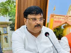 अतीक अहमद की गाड़ी पलटने के डर पर सुब्रत पाठक ने किया बड़ा दावा, कहा- अखिलेश ही...