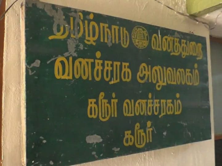 டிஸ்கவரி சேனலை பார்த்து பாம்பு பிடித்த முதியவர் - கரூரில் பரபரப்பு