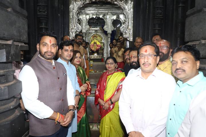 शिंदे म्हणाले की, महाविकास आघाडीने घेतलेल्या बैठकांची आम्हाला चिंता नाही. आम्ही आमच्या कामावर लक्ष केंद्रित करत आहोत आणि आमच्याकडे MVA बद्दल बोलायला वेळ नाही.