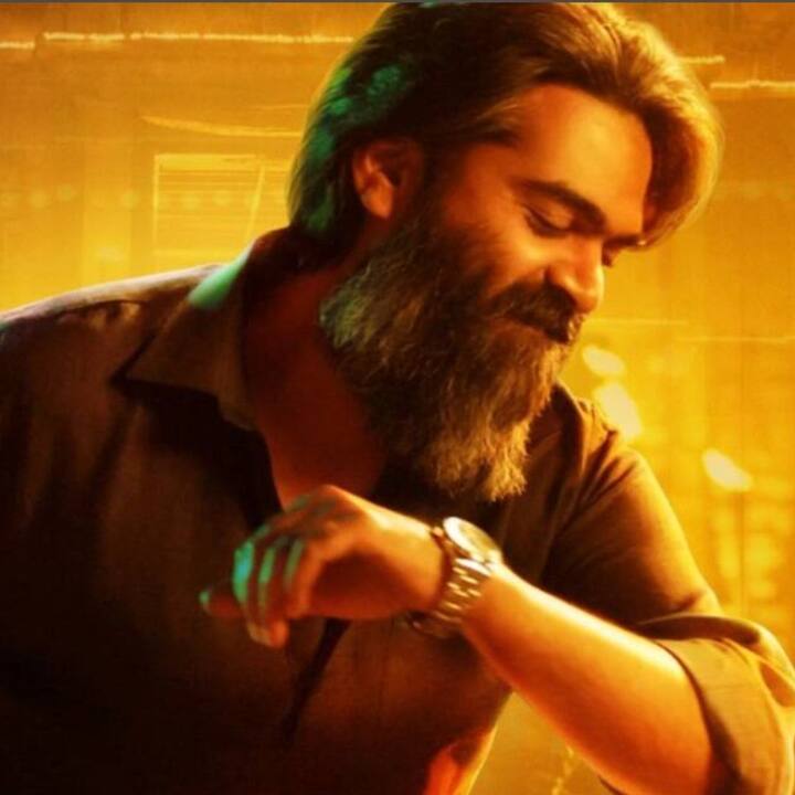 வழக்கமான காதல், காமெடி என்றில்லாமல் வித்தியாசமான கதைக்களத்தைத்தான் இரண்டு படங்களும் கொண்டுள்ளது