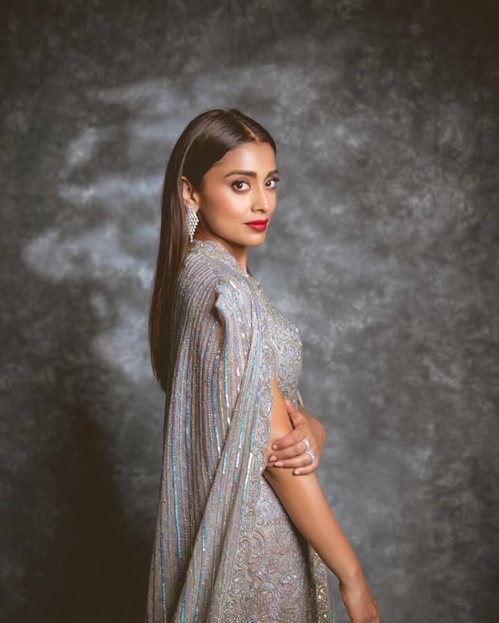 Shriya accessorized it with long silver earrings. (Image Source: Instagram)