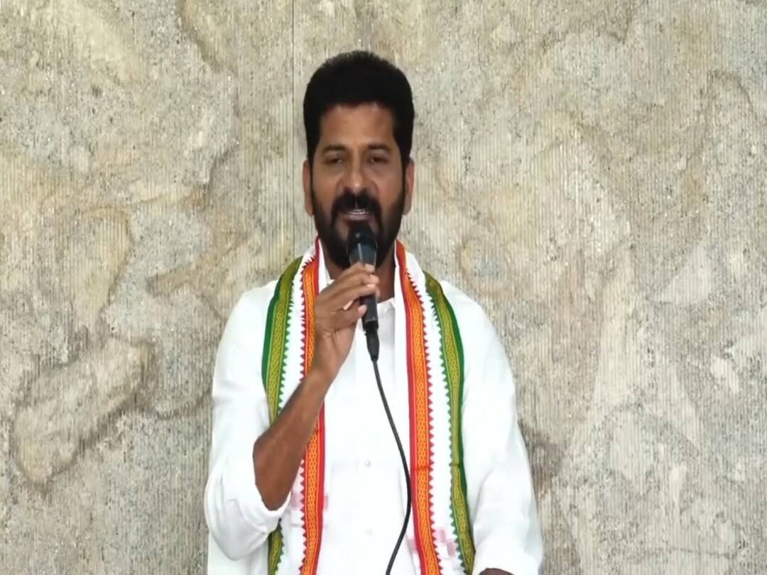Delhi TPCC Revanth Reddy alleged Minister KTR involved in TSPSC Papers leakage DNN Revanth Reddy : కేటీఆర్ కనుసన్నల్లో సిట్ విచారణ, ఆయన పీఏ ఒక పావు మాత్రమే- రేవంత్ రెడ్డి