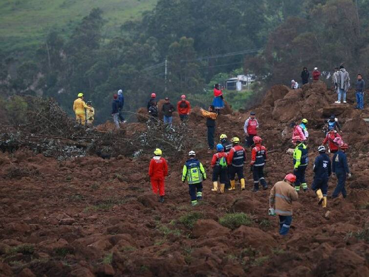 At least 16 people were killed in a landslide in ecuador Simborosa region. ஈக்வடார் சிம்போரோசாவில்  நிலச்சரிவு - 16 பேர் உயிரிழப்பு..