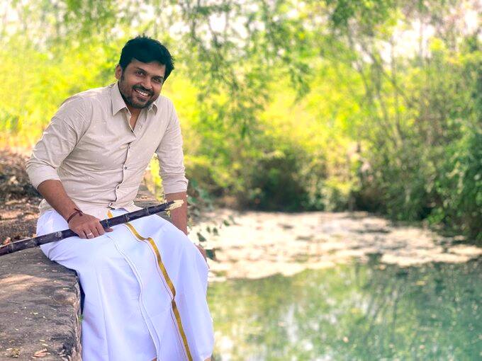 5.பள்ளி பருவத்தின் காதலை அழகாக காட்டிய 96 படத்தின் இயக்குநர் பிரேம் குமாரின் இயக்கத்திலும் கார்த்தி கமிட் ஆகவுள்ளார்.