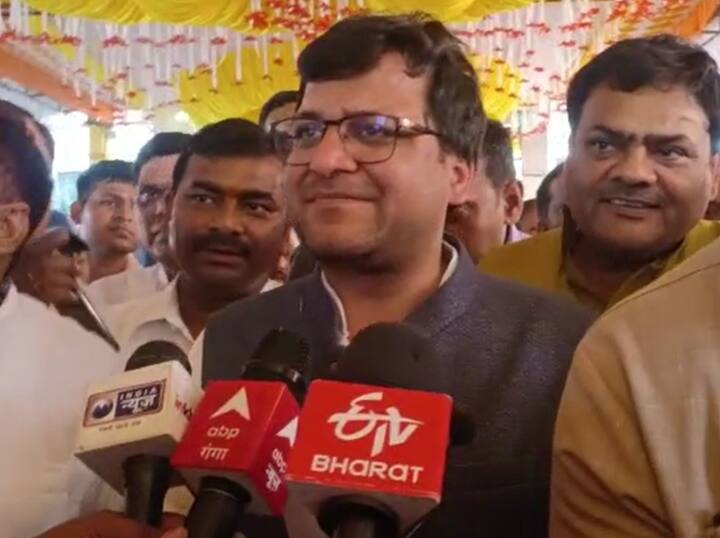 Minister Nitin Agarwal In Auraiya Atiq Ahmed Big Attack On SP Know What He Said ANN Atiq Ahmed News: अतीक अहमद को लेकर मंत्री नितिन अग्रवाल का हमला, कहा- 'सपा सरकार में मुकदमे...'