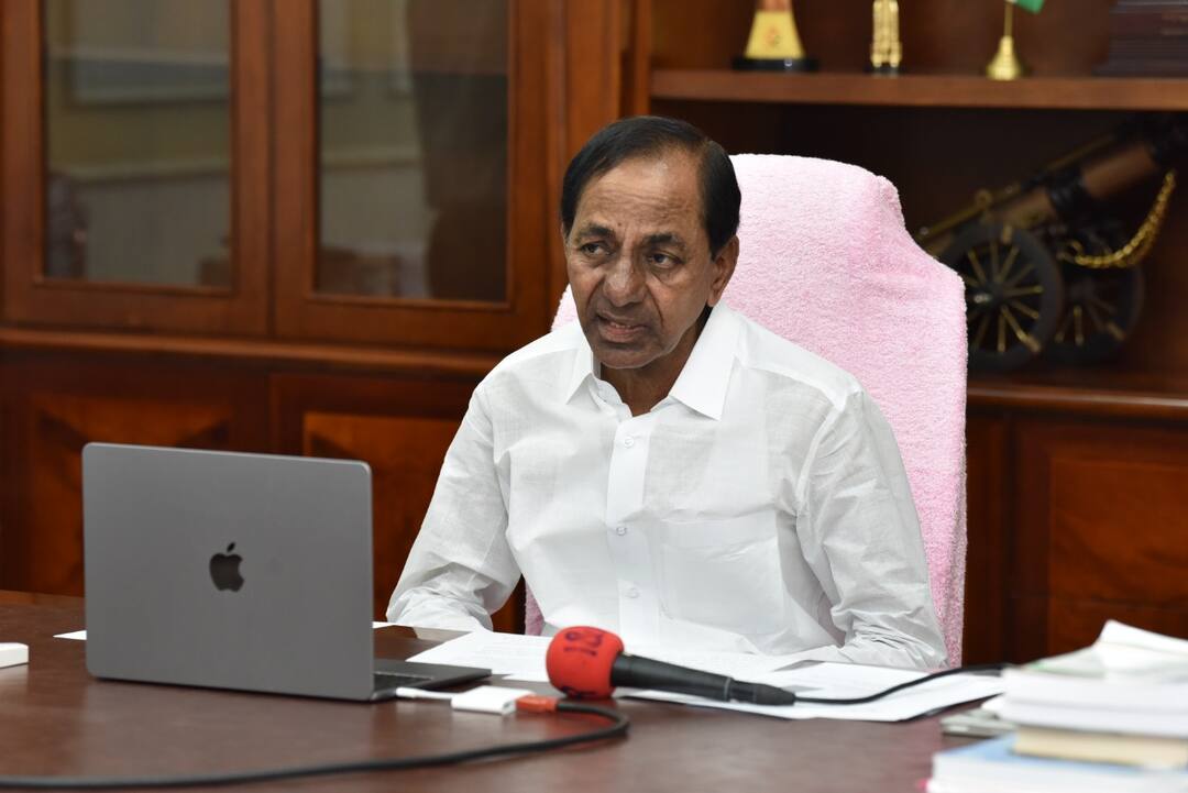 Prepare to finance damaged crops- CM KCR KCR Decisions: పోడు భూములకు పట్టాలు రెడీ, పంపిణీపై త్వరలో తేదీ ప్రకటిస్తాం: సీఎం కేసీఆర్
