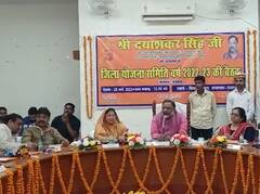 उन्नाव में परिवहन मंत्री मंत्री दयाशंकर सिंह ने विकास योजनाओं पर जताई नाराजगी, दी ये चेतावनी