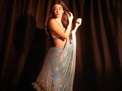 Saba Azad Photos :  ਗਰਲਫ੍ਰੈਂਡ ਨੂੰ ਸਾੜੀ 'ਚ ਦੇਖ ਕੇ ਫਿਸਲਾ ਰਿਤਿਕ ਰੋਸ਼ਨ ਦਾ ਦਿਲ, ਸਬਾ ਦੀਆਂ ਫੋਟੋਆਂ 'ਤੇ ਕੀਤਾ ਇਹ ਕਮੈਂਟ