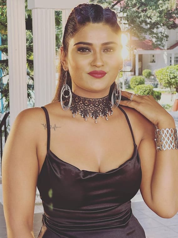 मौत से पहले फूट-फूट कर रोई थीं आकांक्षा दुबे