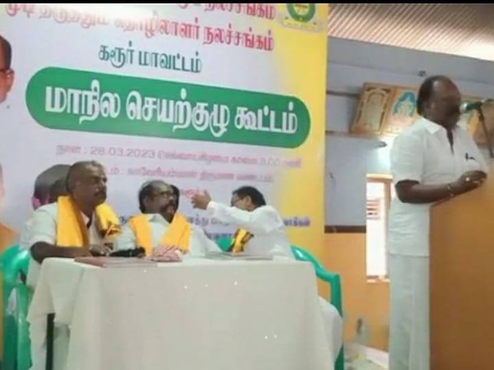 Hairdressers should also be made government employees General Secretary Kambam Rajan TNN முடி திருத்தும் தொழிலாளர்களையும் அரசு ஊழியர்களாக்க வேண்டும் -  கம்பம் ராஜன்