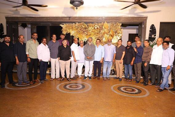 Chiranjeevi - Oscars : ఆస్కార్ విజేతలకు 'మెగా'స్టార్ సత్కారం - రామ్ చరణ్ బర్త్‌డే పార్టీలో