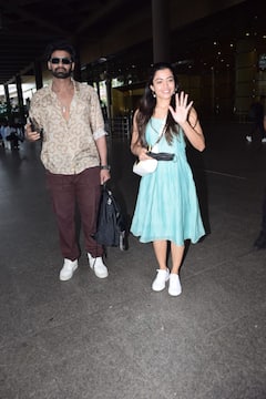 ముంబై ఎయిర్ పోర్టులో తళుక్కున మెరిసిన రష్మిక, బెల్లంకొండ