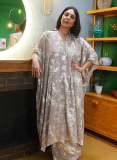 40 की उम्र में भी दिखना है स्टनिंग, तो इन बॉलीवुड मॉम्स से लें इंस्पिरेशन, इनका हर लुक है कमाल