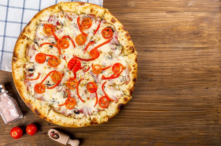জনপ্রিয়তার নিরিখে অবশ্যই উপরের দিকে থাকবে Chicago Pizza।