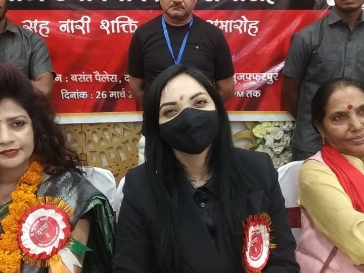 Bihar politics Prulars Party chief Pushpam Priya Choudhary told herself the the most suitable candidate of CM ANN Bihar Politics: पुष्पम प्रिया ने अब खुद को बताया मुख्यमंत्री पद का उम्मीदवार, गिनाईं ये वजहें