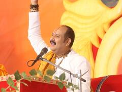 Watch: 4 फीट लंबे किंग कोबरा के डसने के बाद भी जिंदा बचा व्यक्ति, पंडित प्रदीप मिश्रा ने बताया कैसे हुआ चमत्कार