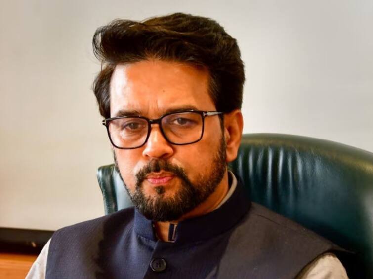 Minister Anurag Thakur Asks Is Rahul Gandhi Victim Of Congress Conspiracy, know details Anurag Thakur: రాహుల్‌పై సొంత పార్టీలోనే కుట్ర జరుగుతోందా! ఆ లాయర్లు ఏమైపోయారు? - కేంద్రమంత్రి సంచలన వ్యాఖ్యలు