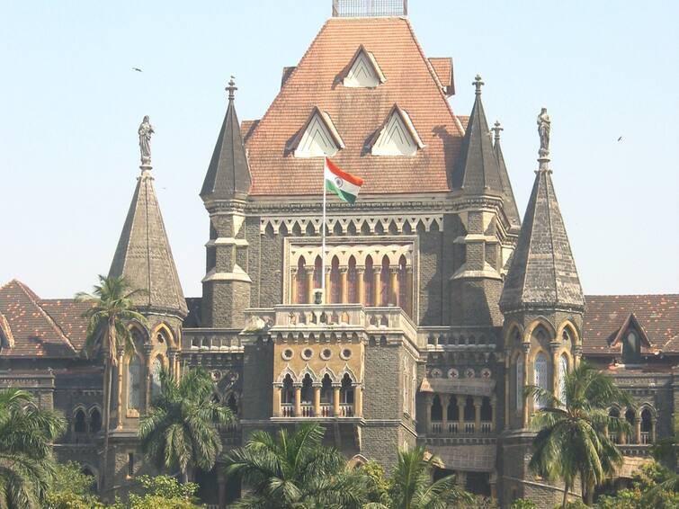 Custody Orders Can Be Altered Keeping In Mind Child's Needs At Various Stages Of Life Bombay HC Custody Orders Can Be Altered Keeping In Mind Child's Needs At Various Stages Of Life: Bombay HC