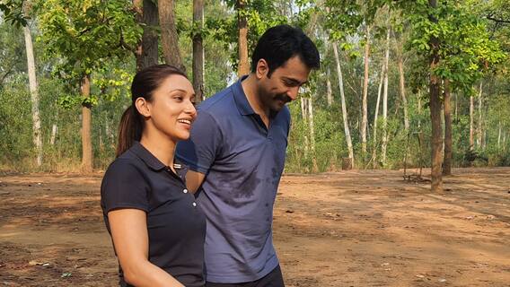 শান্তিনিকেতনে আবির-মিমির শ্যুটিং