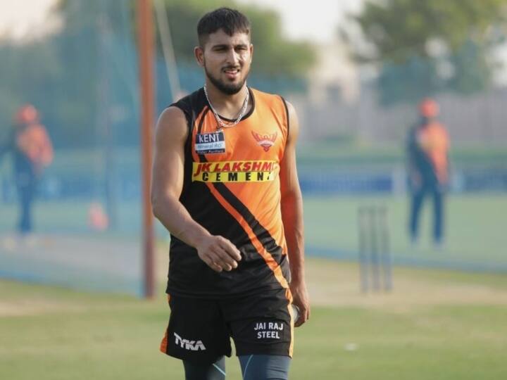IPL 2023: Devdutt Paddikal bowled out by with superfast delivery Umran Malik watch Umran Bowled Devdutt: 150 கி.மீ. வேகம்..! ஸ்டெம்பை பறக்க விட்ட உம்ரான் மாலிக்.. ஷாக் ஆகி நின்ற படிக்கல்..!