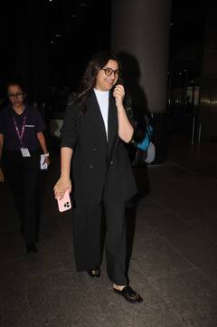 Parineeti Chopra Spotted: राघव चड्ढा से शादी के सवाल पर शर्माते हुए निकल पड़ीं परिणीति चोपड़ा, जानिए एक्ट्रेस ने क्या कह डाला