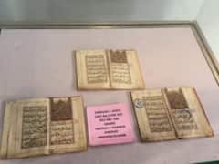श्रीनगर के एसपीएस म्यूजियम में हस्तलिखित कुरान की प्रदर्शनी का आयोजन, 17वीं शताब्दी के भी दस्तावेज देखने को मिले