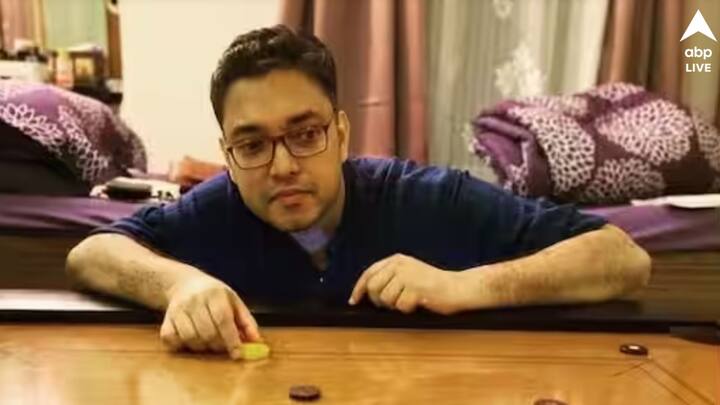 দেখতে দেখতে ৪১ এ পা, গান থেকে ছোট গল্পের আঙিনায় এক আলোকবর্ষ অনুপম রায়।