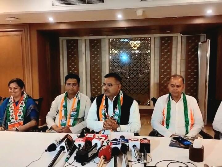 Jodhpur Rahul Gandhi Disqualified as an MP Alok Sharma says Congress will fight Modi Government with fight ANN Jodhpur: कांग्रेस प्रवक्ता आलोक शर्मा बोले- 'मोदी सरकार से कांग्रेस डरने वाली नहीं, मजबूती से करेंगे मुकाबला'