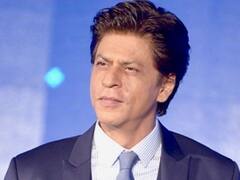 जब इस रोल के लिए गले में पट्टी बांधकर शूटिंग करते थे शाहरुख, बुरी तरह पिटी थी फिल्म