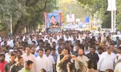 Girish bapat Death : खासदार गिरीश बापट यांच्या अंत्ययात्रेला सुरुवात; कार्यकर्त्यांची आलोट गर्दी