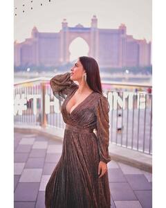 Neha Malik Photos: ભોજપુરી એક્ટ્રેસ નેહા મલિકની કાલિત અદાઓ પર ફિદા થયા ફેન્સ