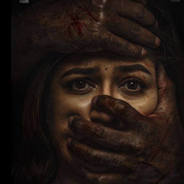 தற்போது இவர், தான் மலையாளத்தில் நடித்துள்ள டாடசமா டாட்பவா எனும் படத்தின் ரிலீஸிற்காக காத்துக்கொண்டுள்ளார்