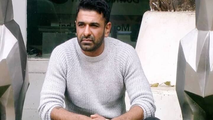 एजाज खान – टीवी एक्टर और बिग बॉस फेमस एजाज खान भी कई बार ये बता चुके हैं. उन्हें टीवी देखने का बिल्कुल टाइम नहीं मिलता और वो अपना कोई शो नहीं देखते.