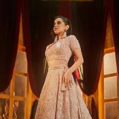 Uorfi Javed Photos: લેંઘો પહેરીને કેમેરાની સામે આવી ઉર્ફી જાવેદ, શાહી અંદાજ જોઇને કોઇપણ થઇ જશે ફિદા