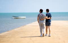 Lifestyle:বেড়াতে যাচ্ছেন? হোটেল বুকিংয়ের জন্য কী মাথায় রাখবেন?