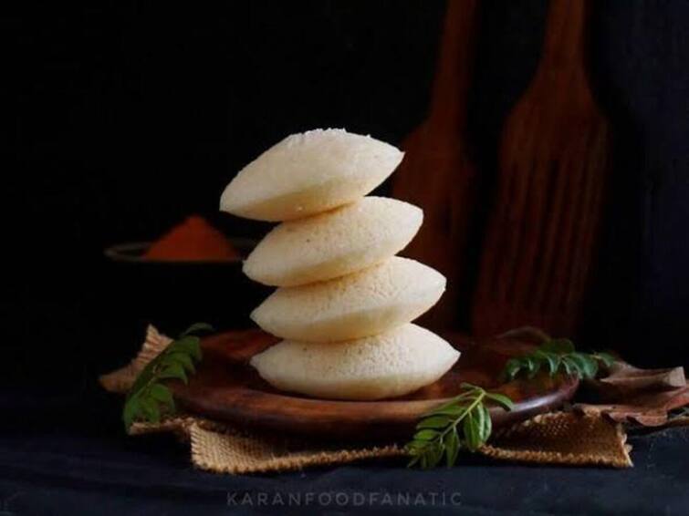 World Idli Day 2023 5 Amazing Health Benefits of This Super light South Indian Delicacy World Idli Day 2023: இன்று உலக இட்லி தினம்; சாதாரண இட்லியில் இவ்வளவு நன்மைகளா…? 5 குணநலன்களை தெரிஞ்சுக்கோங்க!