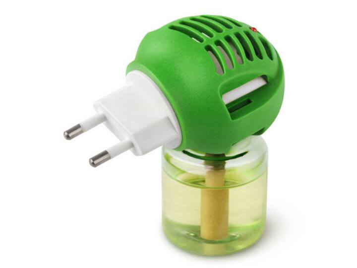 what is Mosquito Repellents Does mosquito repellent liquid contain kerosene Then why it is so expensive क्या सच में मच्छर मारने वाले लिक्विड में मिट्टी का तेल होता है? फिर ये इतना महंगा क्यों मिलता है?