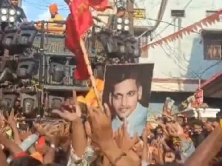 Godse Photo Displayed During Shobha Yatra In Hyderabad