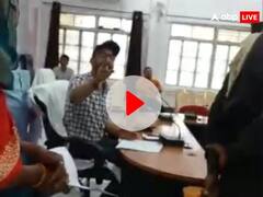 Watch: सीधी में डीएम ने जनसुनवाई में युवक को धक्के मारकर बाहर का रास्ता दिखाया, वीडियो वायरल