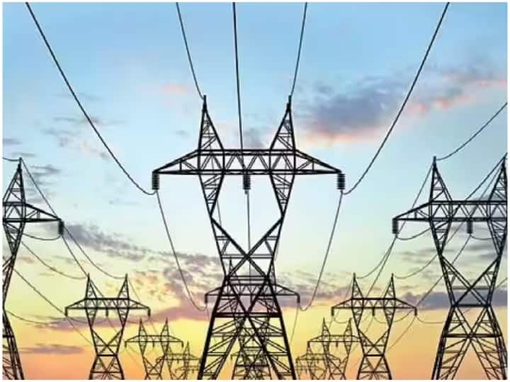 Uttarakhand Electricity Regulatory Committee release new tariff plan increased rate uptp 13.25 percent ann Uttarakhand Electricity Rates: उत्तराखंड में लगा बिजली का झटका, बढ़ गए दाम, जानें- अब आपको कितने रुपये चुकाने होंगे?