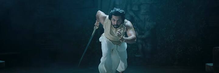 மாலை 6 மணிக்கு தொடங்கிய இந்நிகழ்ச்சியில்,  இரண்டாம் பாகத்தின் ட்ரெய்லர் 9:45 மணிக்கு வெளியிடப்பட்டது.