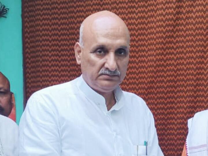 Bihar Politics: बिहार के शिक्षा मंत्री ने बताया क्यों किया CM नीतीश कुमार को पैर छू कर प्रणाम, जानें चंद्रशेखर का जवाब Bihar Education Minister Told why he Touching CM Nitish Kumar Feet Know Chandrashekhar Answer Bihar Politics: बिहार के शिक्षा मंत्री ने बताया क्यों किया CM नीतीश कुमार को पैर छू कर प्रणाम, जानें चंद्रशेखर का जवाब