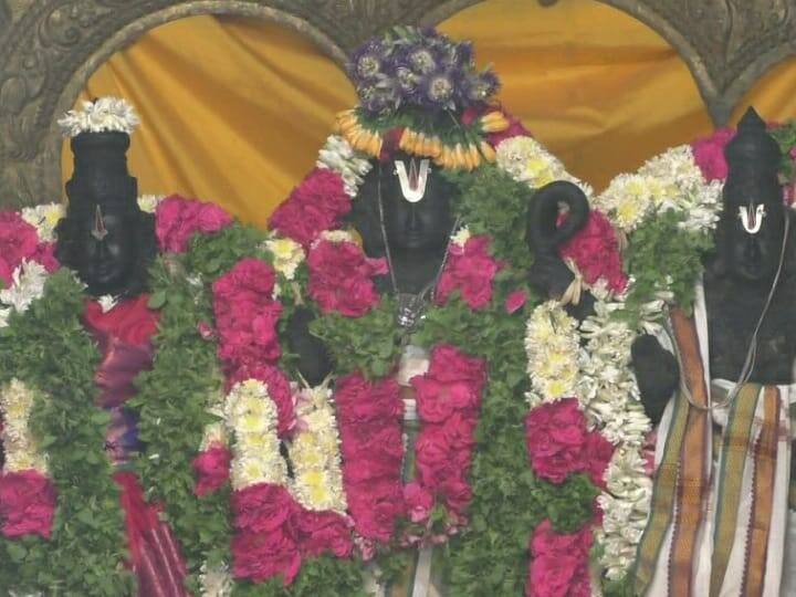 Ramnavami special abhishekam at Karur Gothandaraman temple TNN ஸ்ரீ ராமநவமி: கரூர் கோதண்டராமன் ஆலயத்தில் சிறப்பு அபிஷேகம் - பக்தர்கள் சாமி தரிசனம்