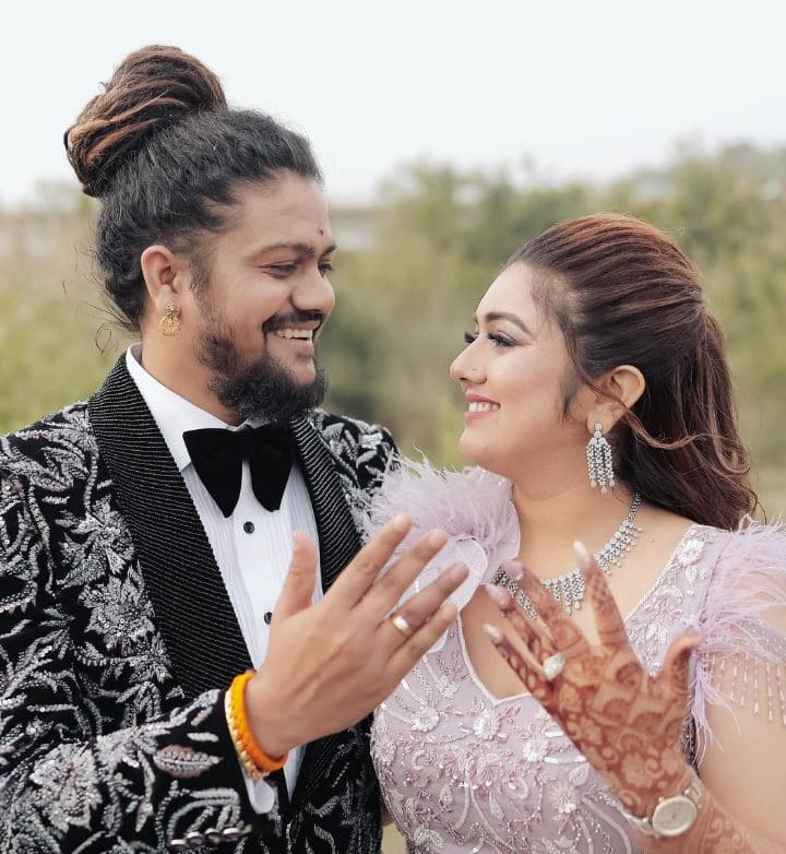 mera bhola hai bandarai fem singer hansraj raghuvanshi gets engagement Hansraj Raghuwanshi:  મેરા ભોલા હૈ ભંડારી... ફેમ સિંગર હંસરાજ રઘુવંશીએ કરી સગાઈ