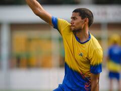 मुकेश की जगह चेन्नई सुपर किंग्स में शामिल हुआ युवा खिलाड़ी, पढ़ें कौन हैं आकाश सिंह