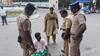 திருவாரூர்: ஓசியில் ஊசி போட வந்ததாக ஒருமையில் பேசியதாக மாற்றுத்திறனாளி போராட்டம்